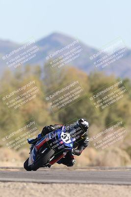 media/Jan-17-2026-CVMA (Sat) [[ab348a895b]]/Race 4-Formula Middleweight/